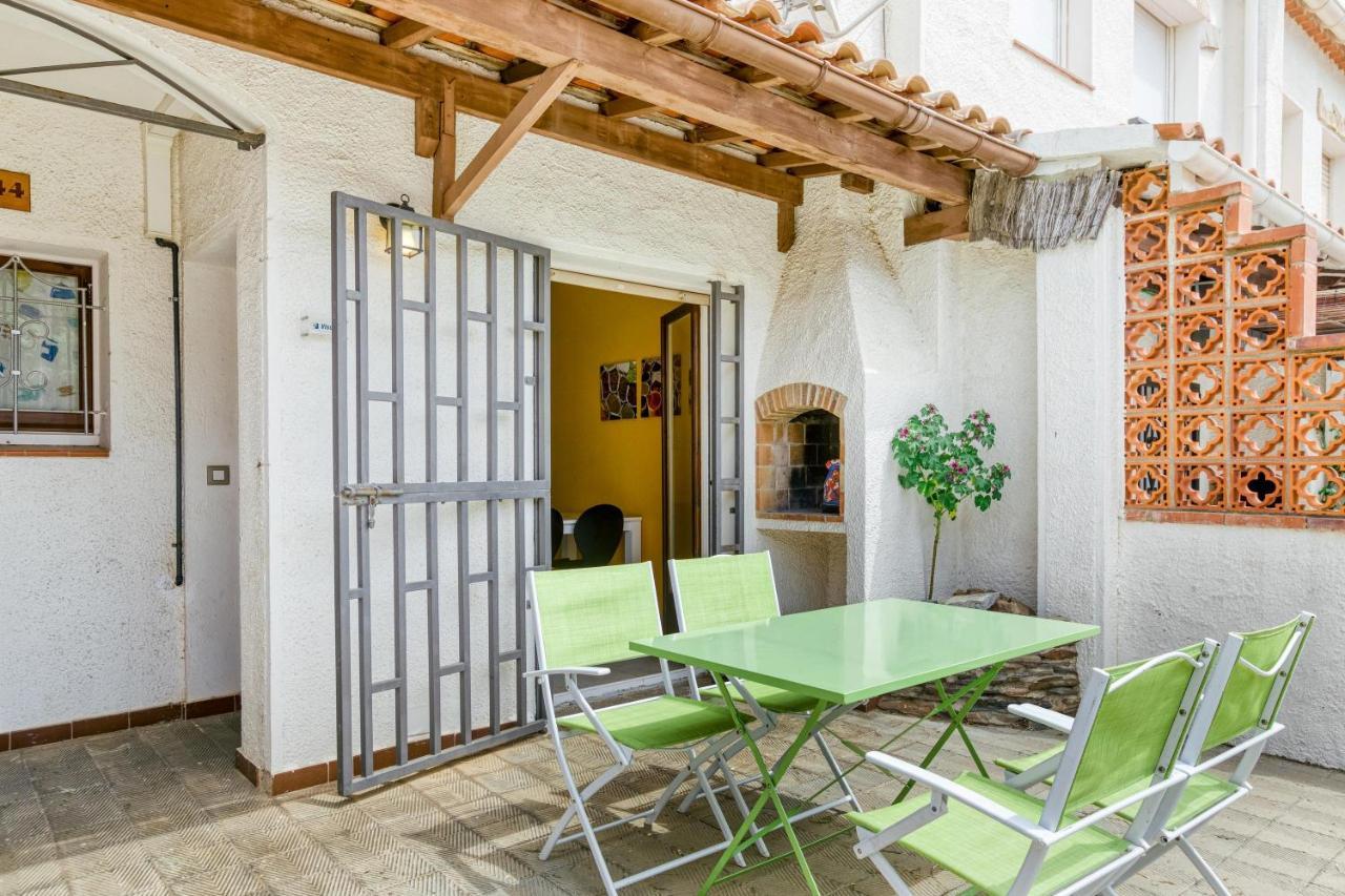 Apartamento Roses Victor Екстериор снимка